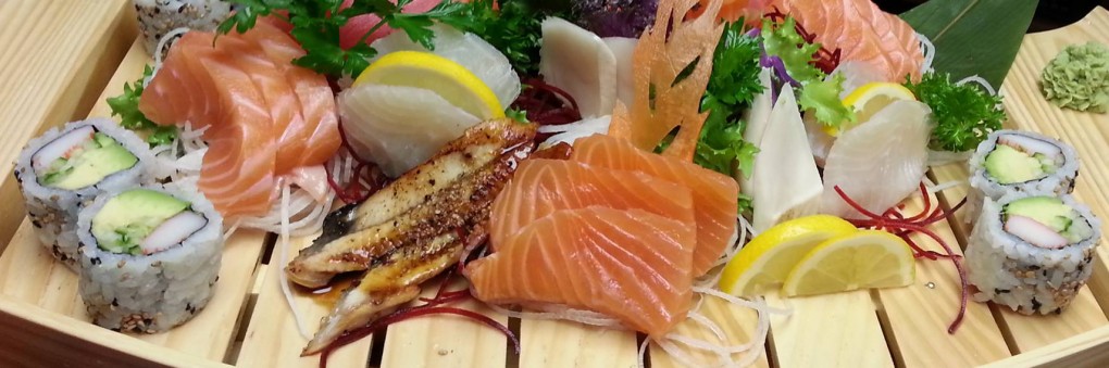 Sushi, Sashimi & Roll Boat